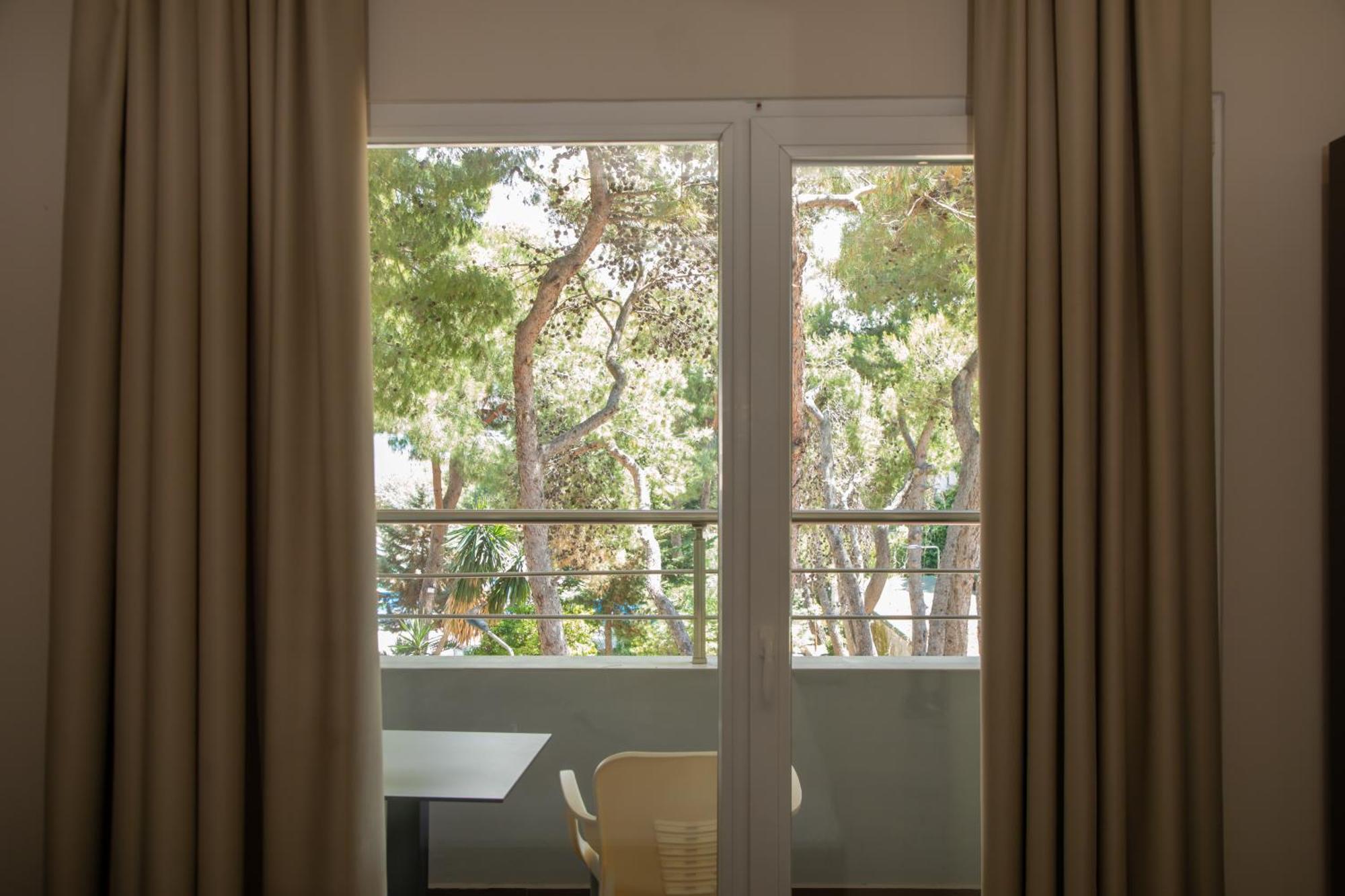 Hotel Dyrrah 4*