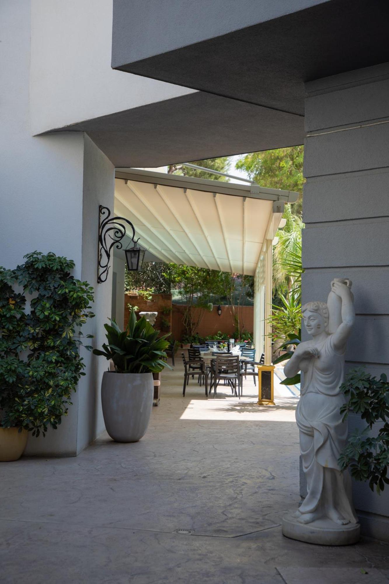 Dyrrah Hotel 4*