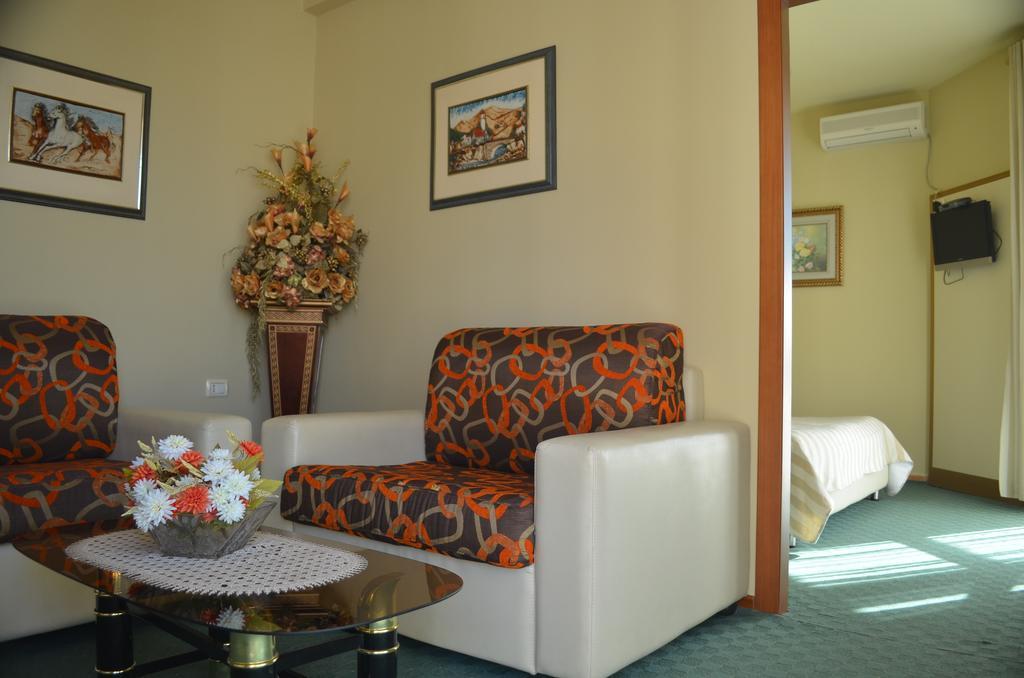 Dyrrah Hotel 4*